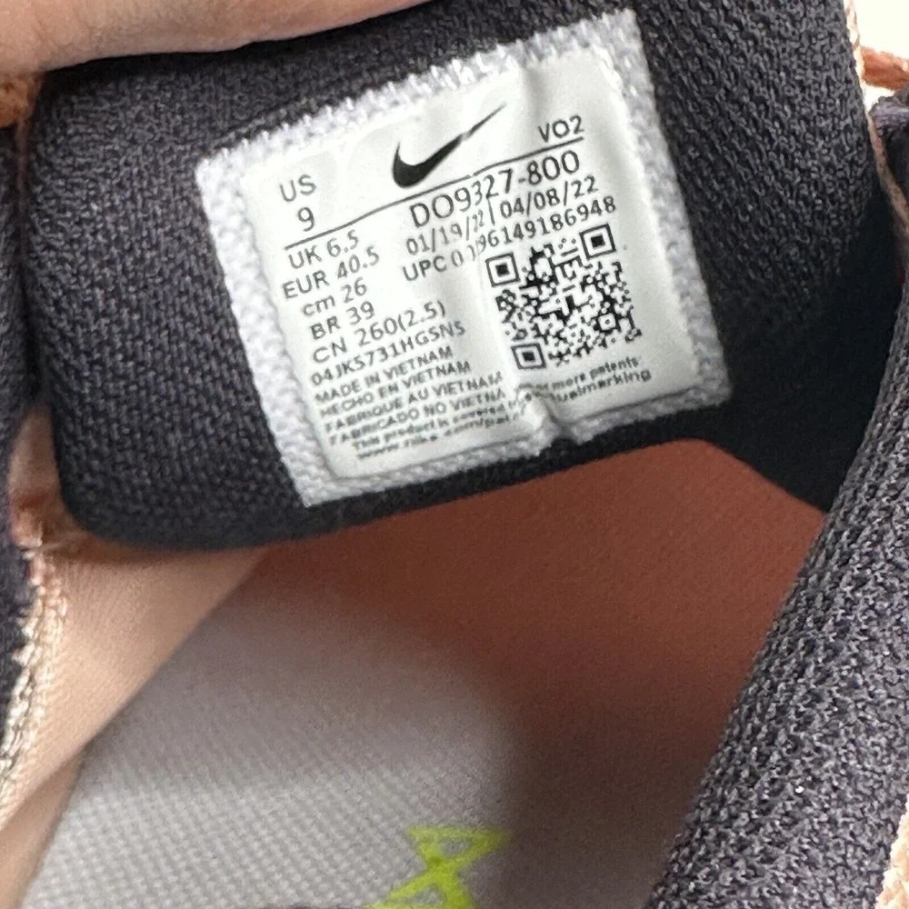 Nike Women's Size 9 Metcon 8 Arctic Orange‎ Volt DO9327-800 Training Shoes
